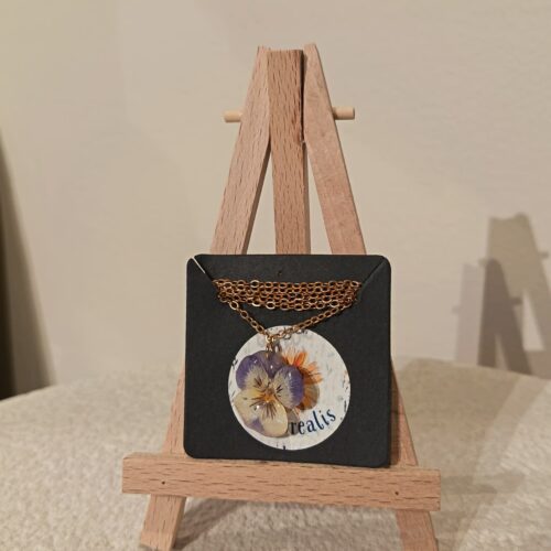 Mia Borealis kaelakee