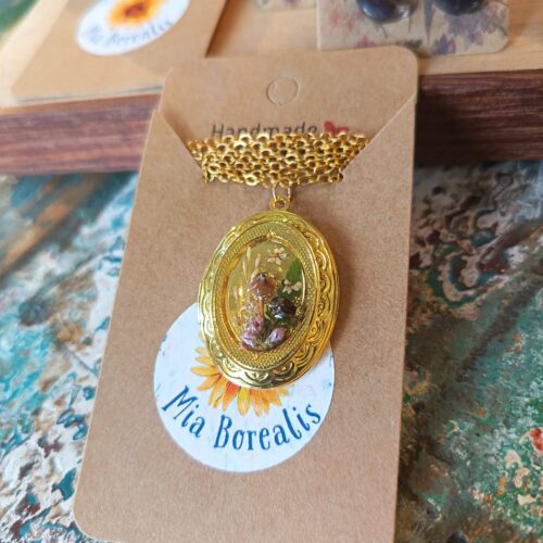 Mia Borealis lahtikäiv kaelakee